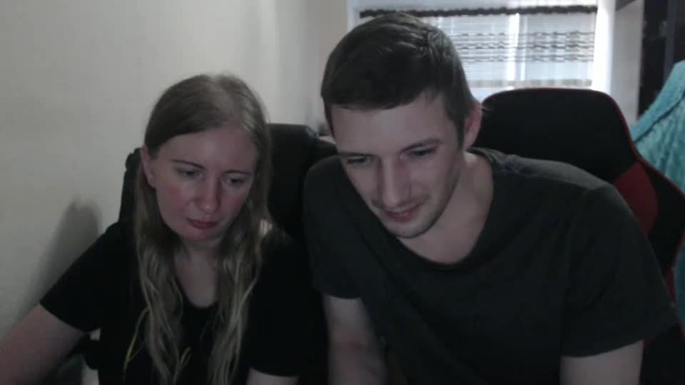 jenisandpeter Live Sex December 14, 2025