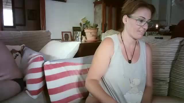 lolahueso Live Sex December 18, 2025