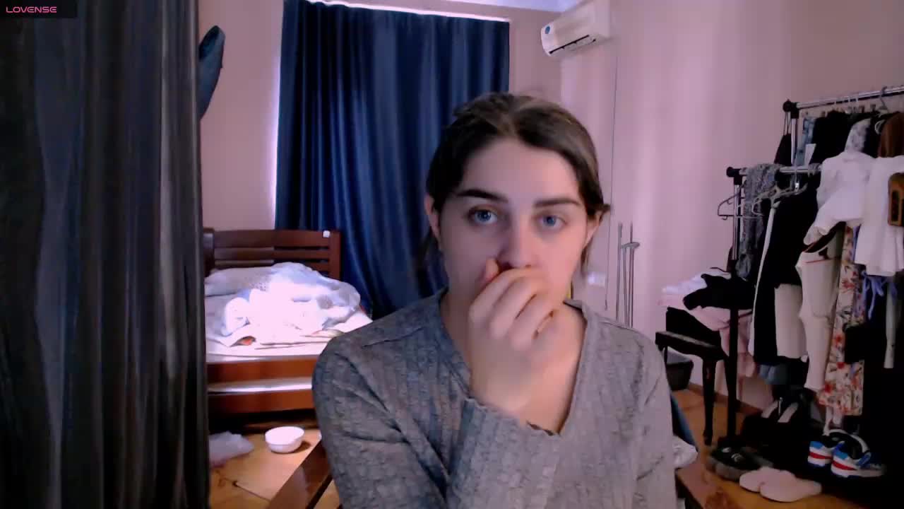 Roselina Live Sex December 13, 2025