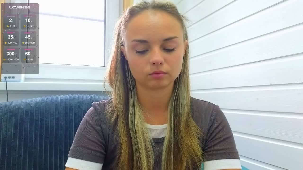 misss-vikki Live Sex December 18, 2025