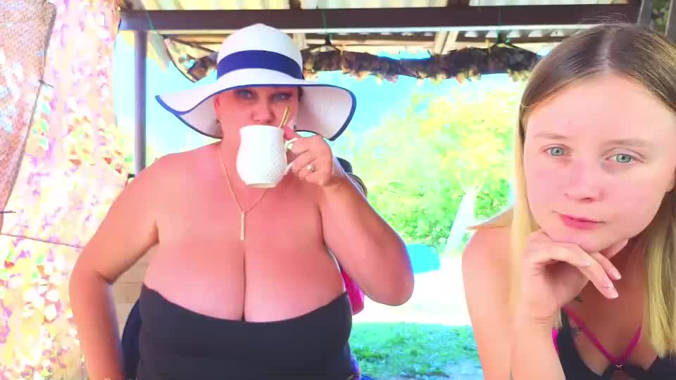 sassy_seasons Live Sex December 17, 2025