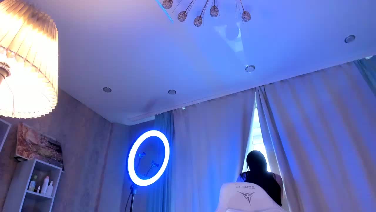 Falcon_Baby Live Sex 2025.08.17