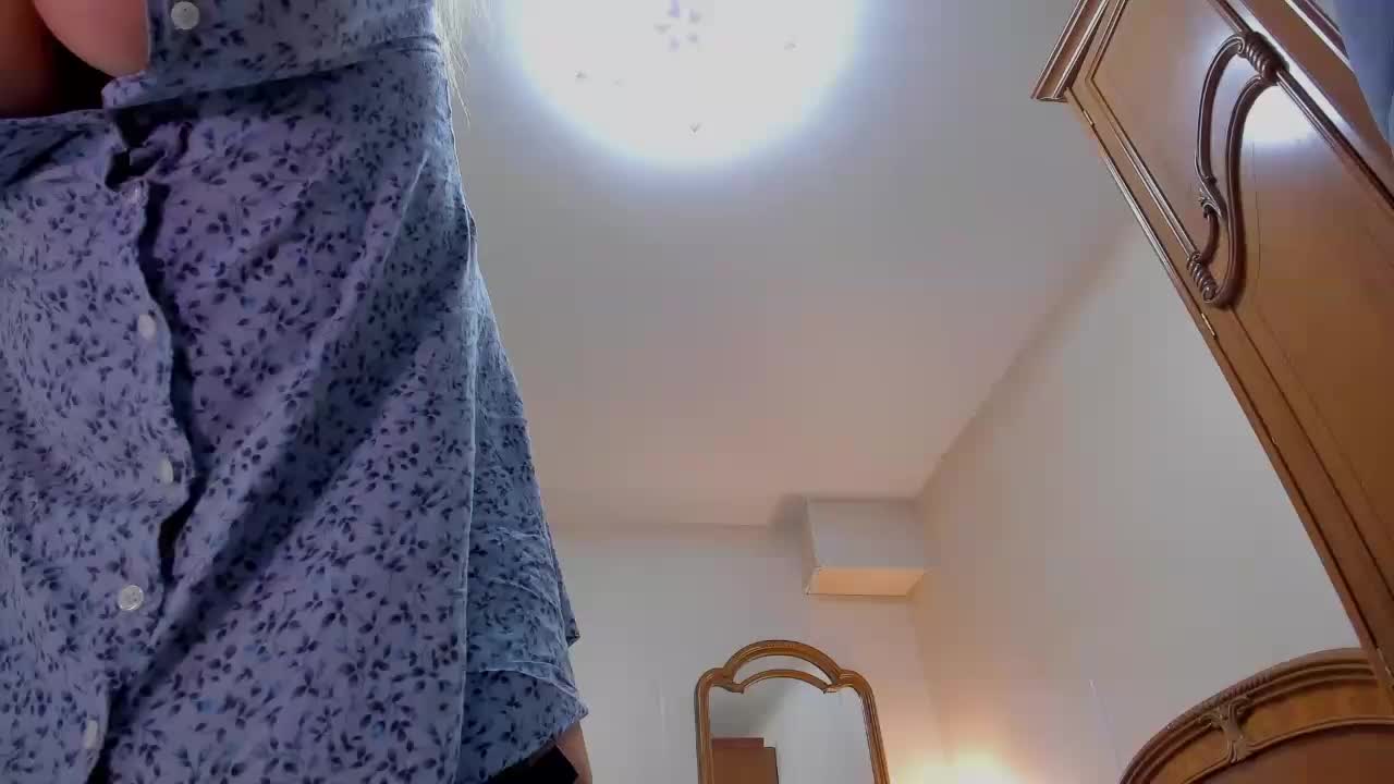 Alinn1 Live Sex December 14, 2025