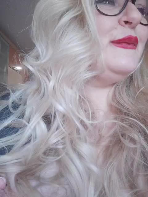 NushaMilf Live Sex December 13, 2025