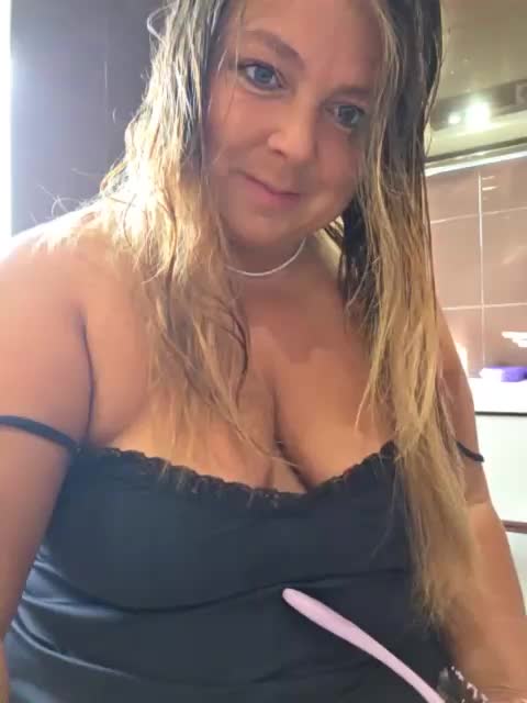FLUFFY_BEAUTY Live Sex December 14, 2025
