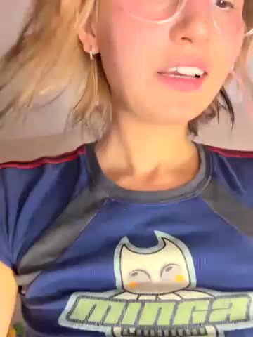 bigbabykiki Live Sex December 17, 2025