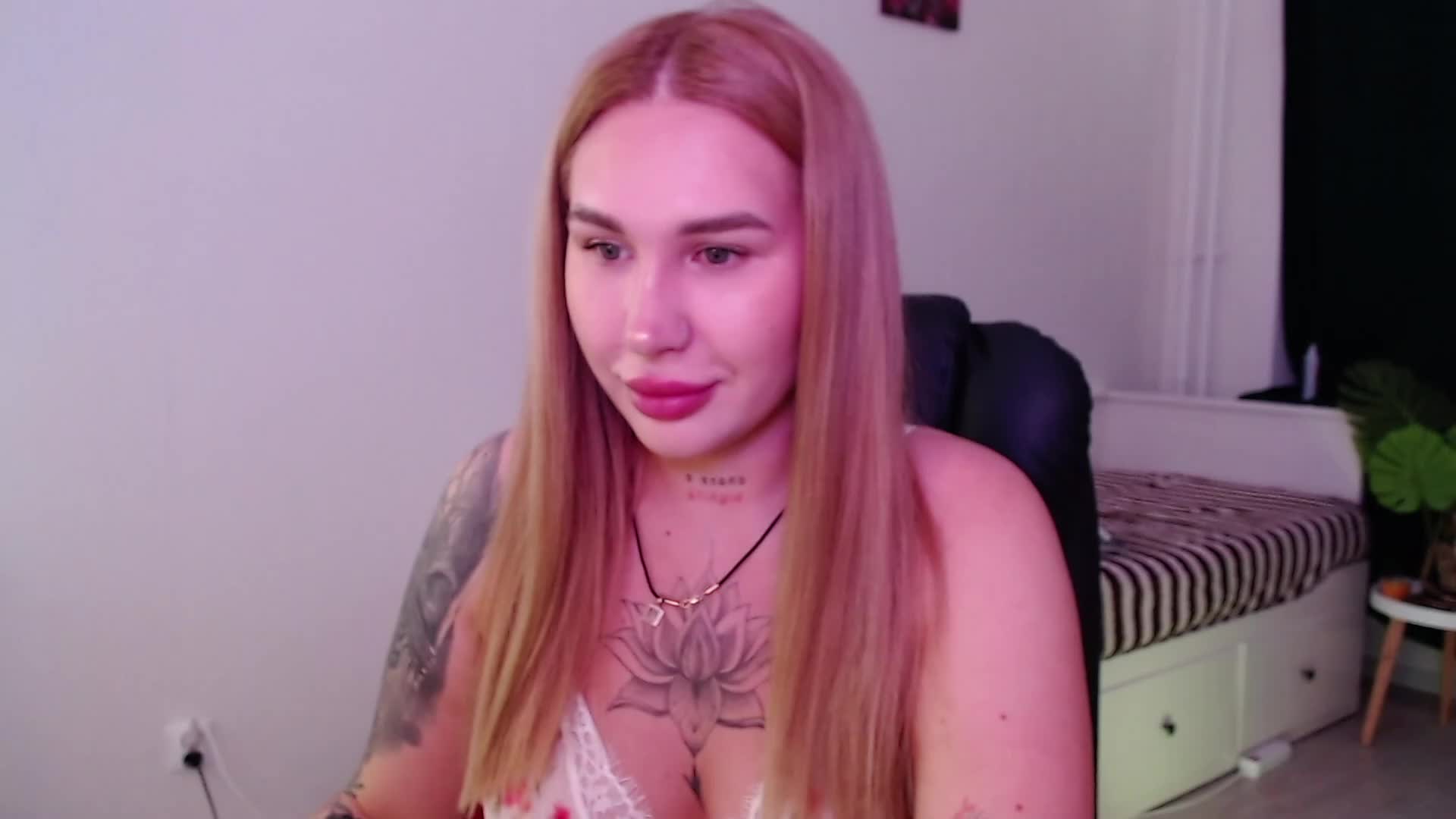 lolabarbie Live Sex December 17, 2025