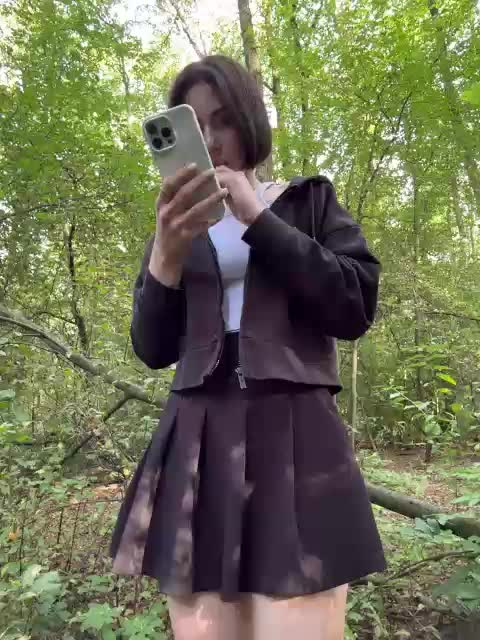 BabyDarii Live Sex December 17, 2025