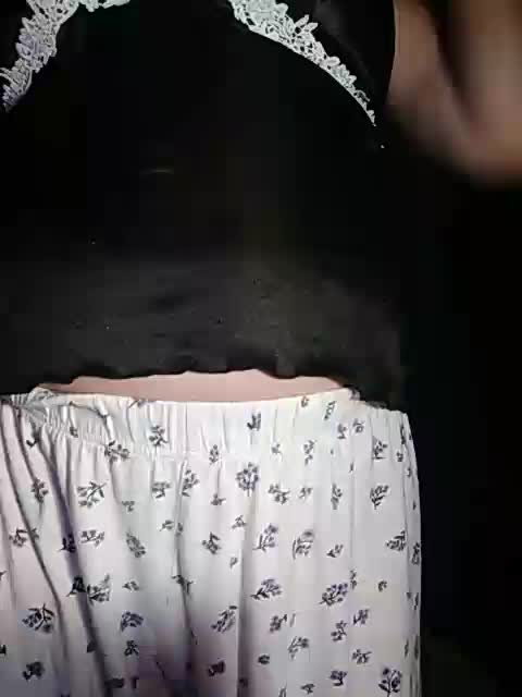 FameLara Live Sex December 17, 2025