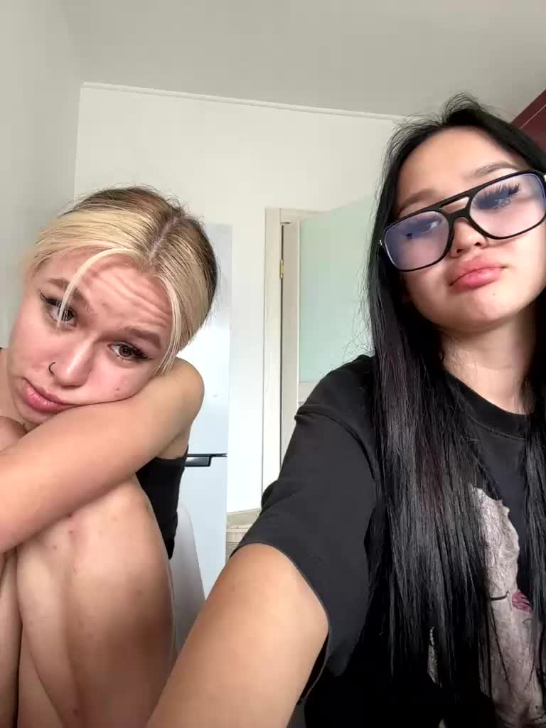 askorbinkiii Live Sex December 14, 2025