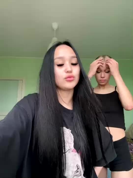 askorbinkiii Live Sex December 14, 2025