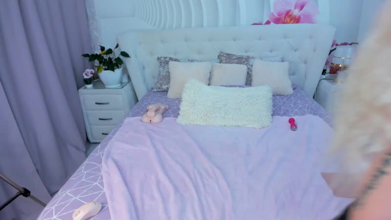 HottieSweetBritney Live Sex December 14, 2025