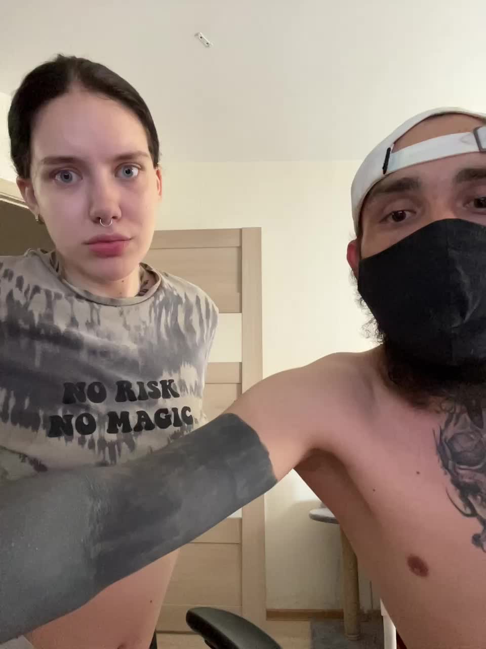 muzhzhena911 Live Sex December 15, 2025