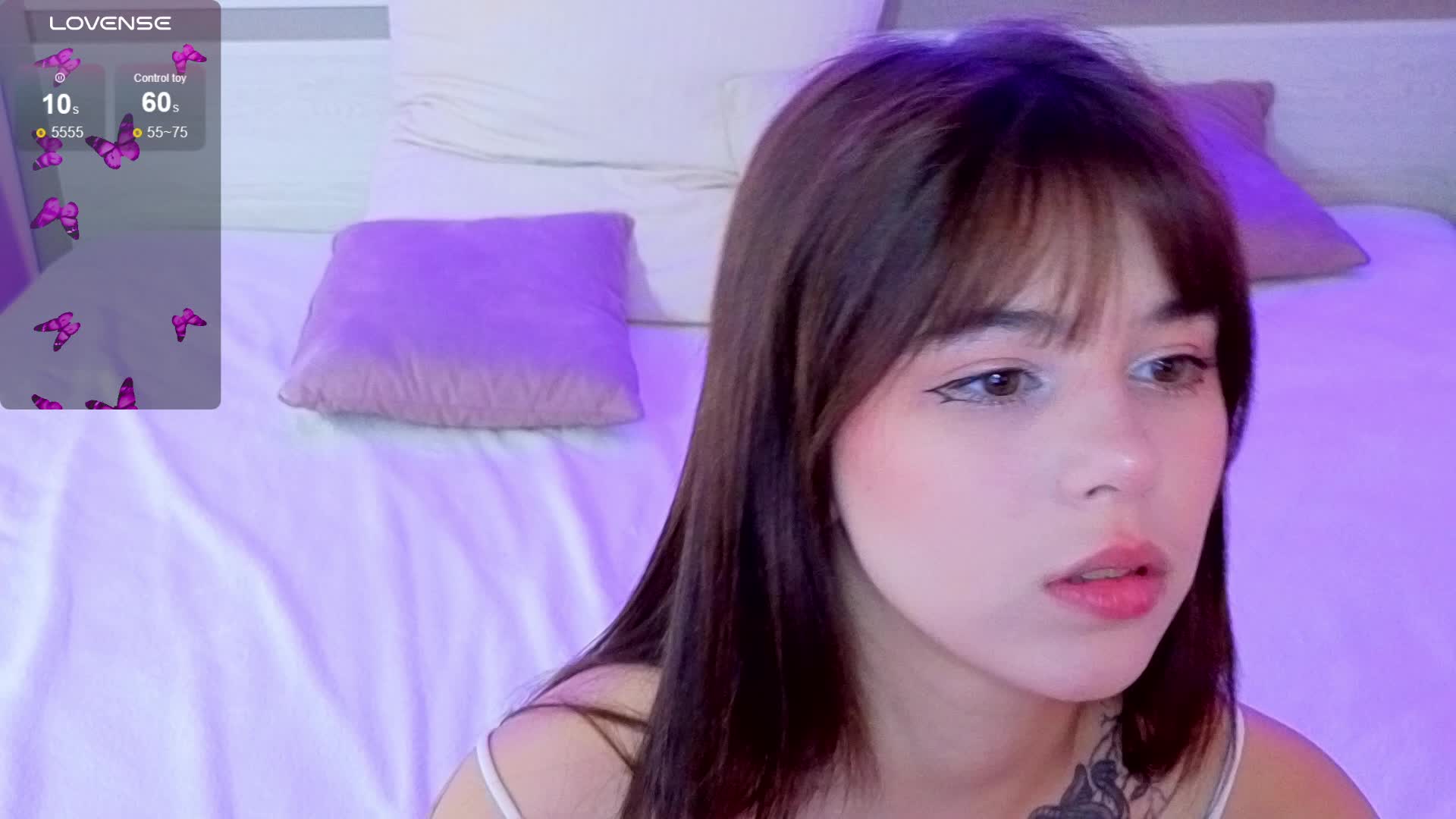 CoralineJones Live Sex December 18, 2025