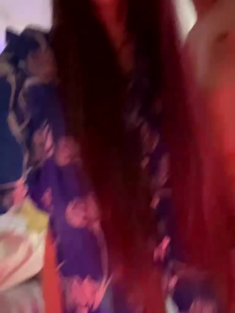 VIP17CoupleDream Live Sex December 17, 2025