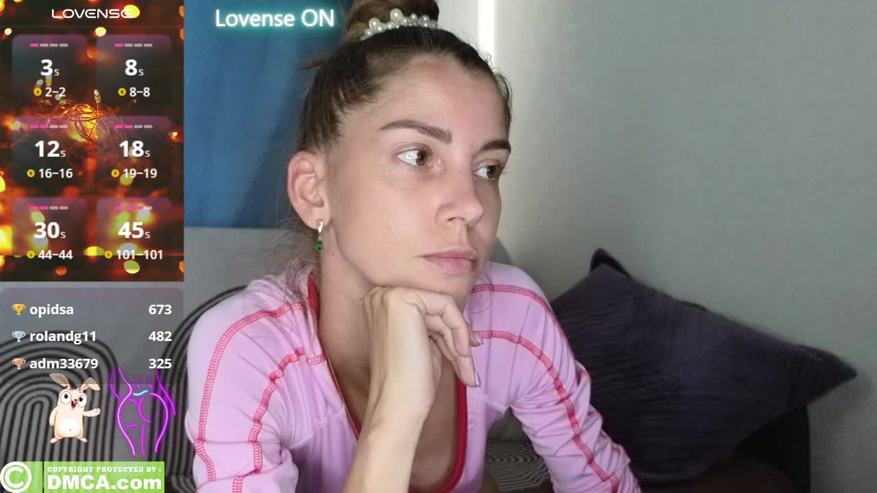 Couple_Twix Live Sex December 14, 2025