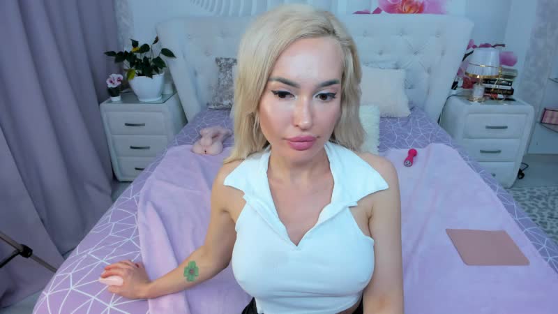 HottieSweetBritney Live Sex December 14, 2025