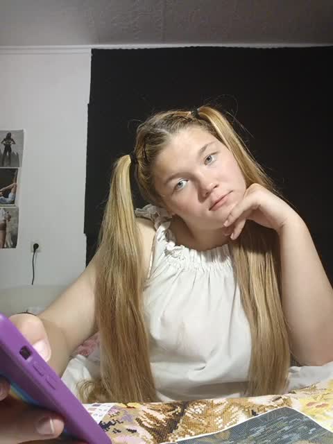 Kakdelaman Live Sex December 14, 2025