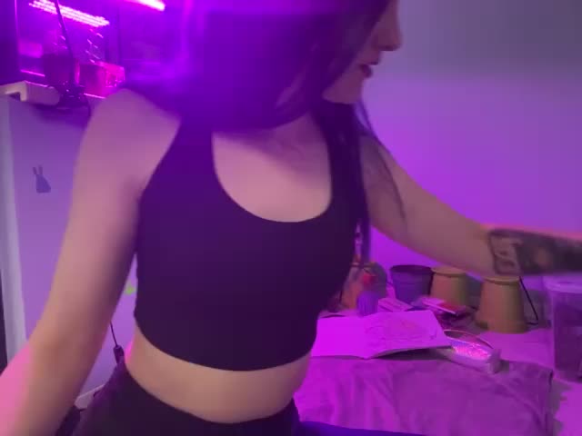 Erotic_Synth_Goddess Live Sex 2025.08.18