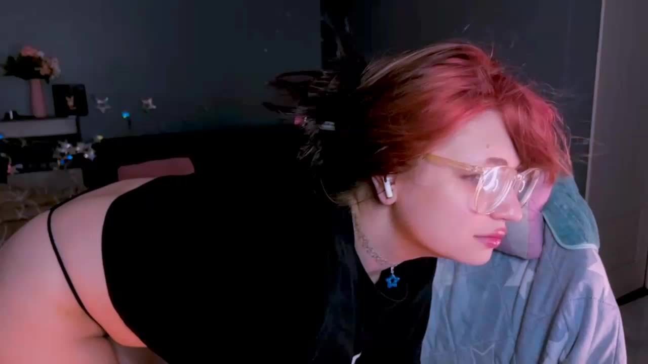 mymoonstar Live Sex December 17, 2025