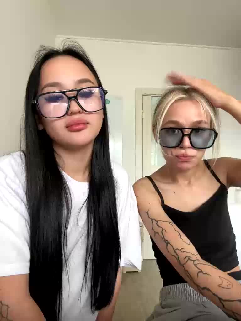 askorbinkiii Live Sex December 14, 2025