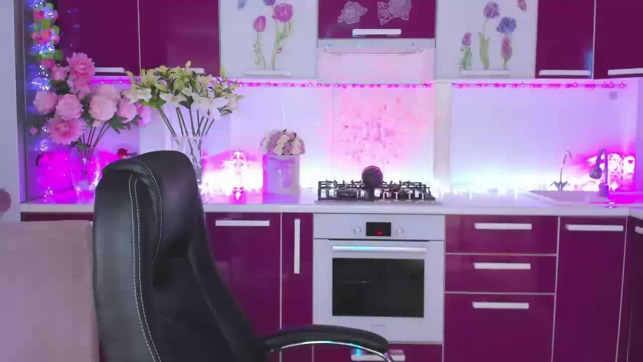 Olivija2020 Live Sex December 17, 2025