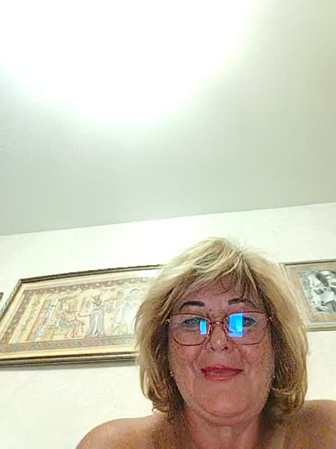 KarinkaSweet Live Sex December 13, 2025