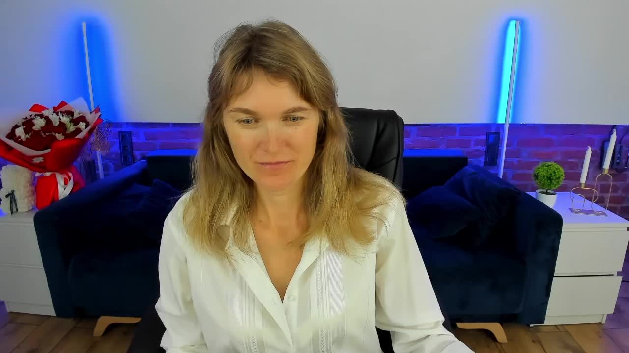 Annabel-xxx Live Sex December 14, 2025