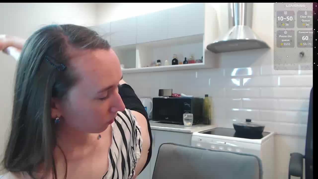 --MODEL--1 Live Sex December 19, 2025