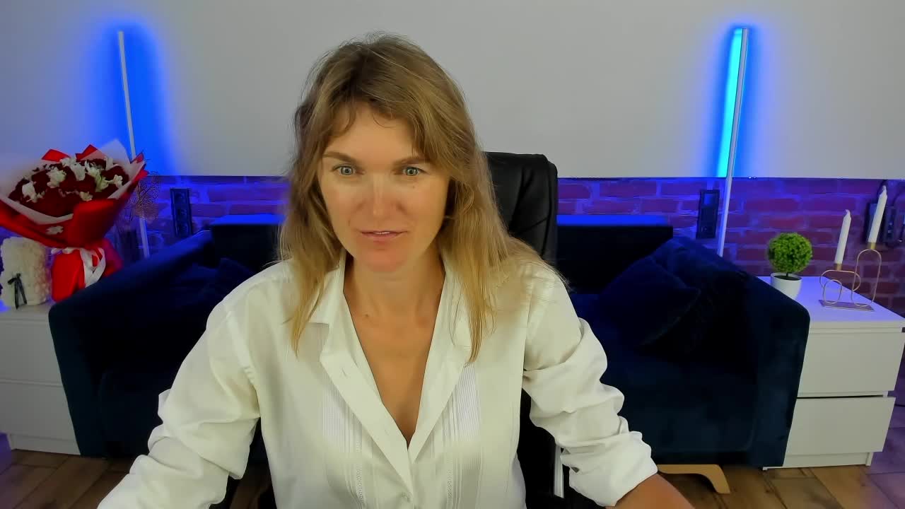 Annabel-xxx Live Sex December 14, 2025