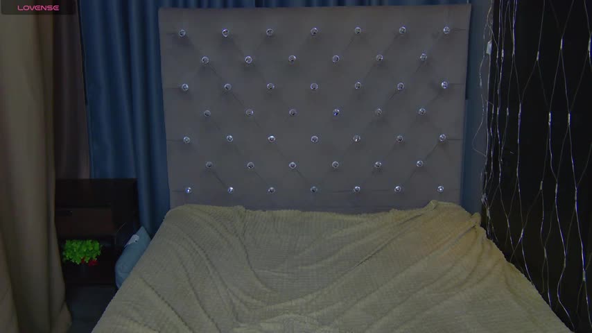 JuliyaMayss Live Sex December 14, 2025