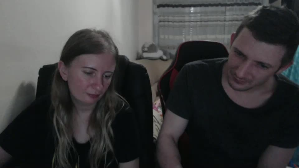 jenisandpeter Live Sex December 14, 2025