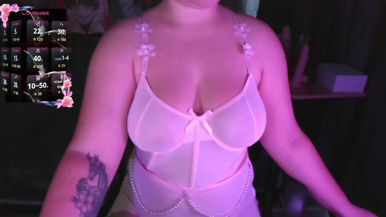 Kiki-03 Live Sex December 13, 2025