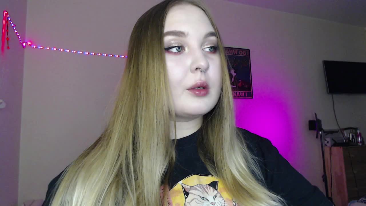 Greeenfriends6969 Live Sex December 13, 2025