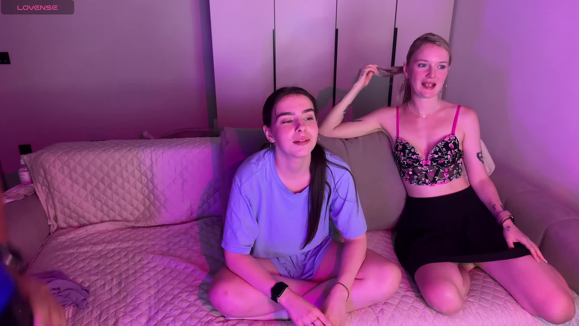 Maliinaa Live Sex December 14, 2025