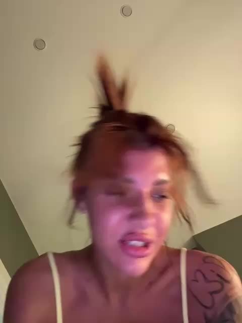 chicanogirl Live Sex December 17, 2025