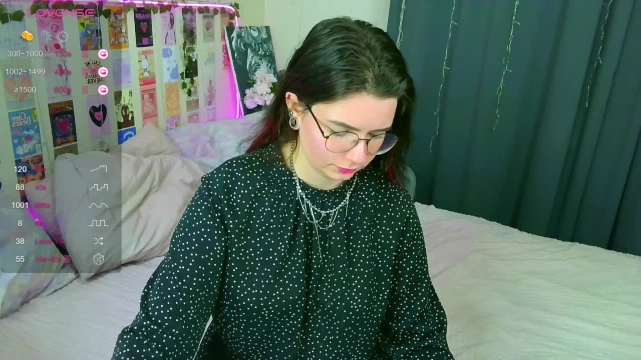 Kitty-Katty Live Sex December 14, 2025