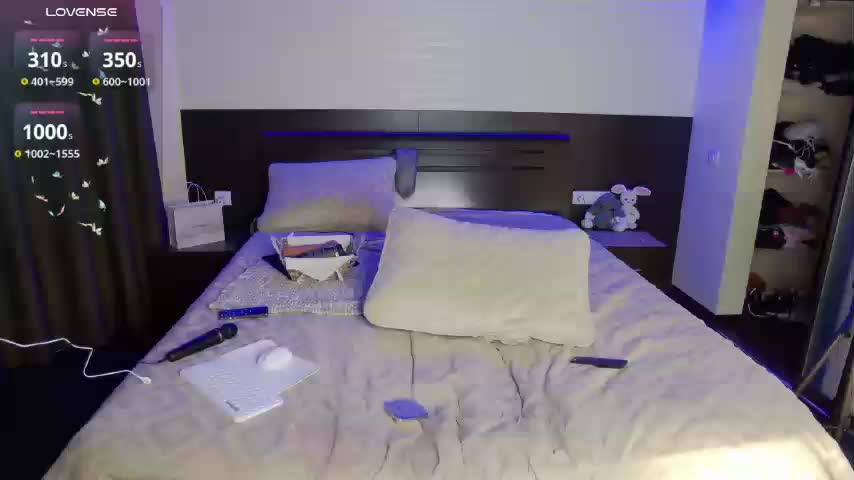 FLUFFY_BEAUTY Live Sex December 15, 2025