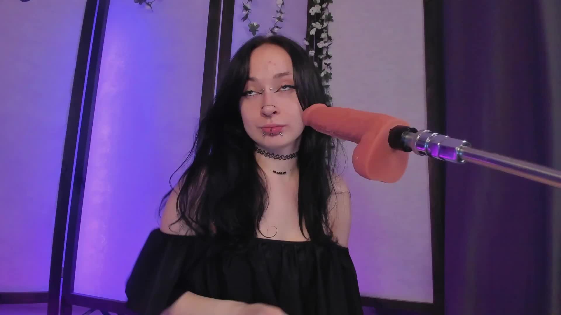 Juicy-Vikki Live Sex December 14, 2025