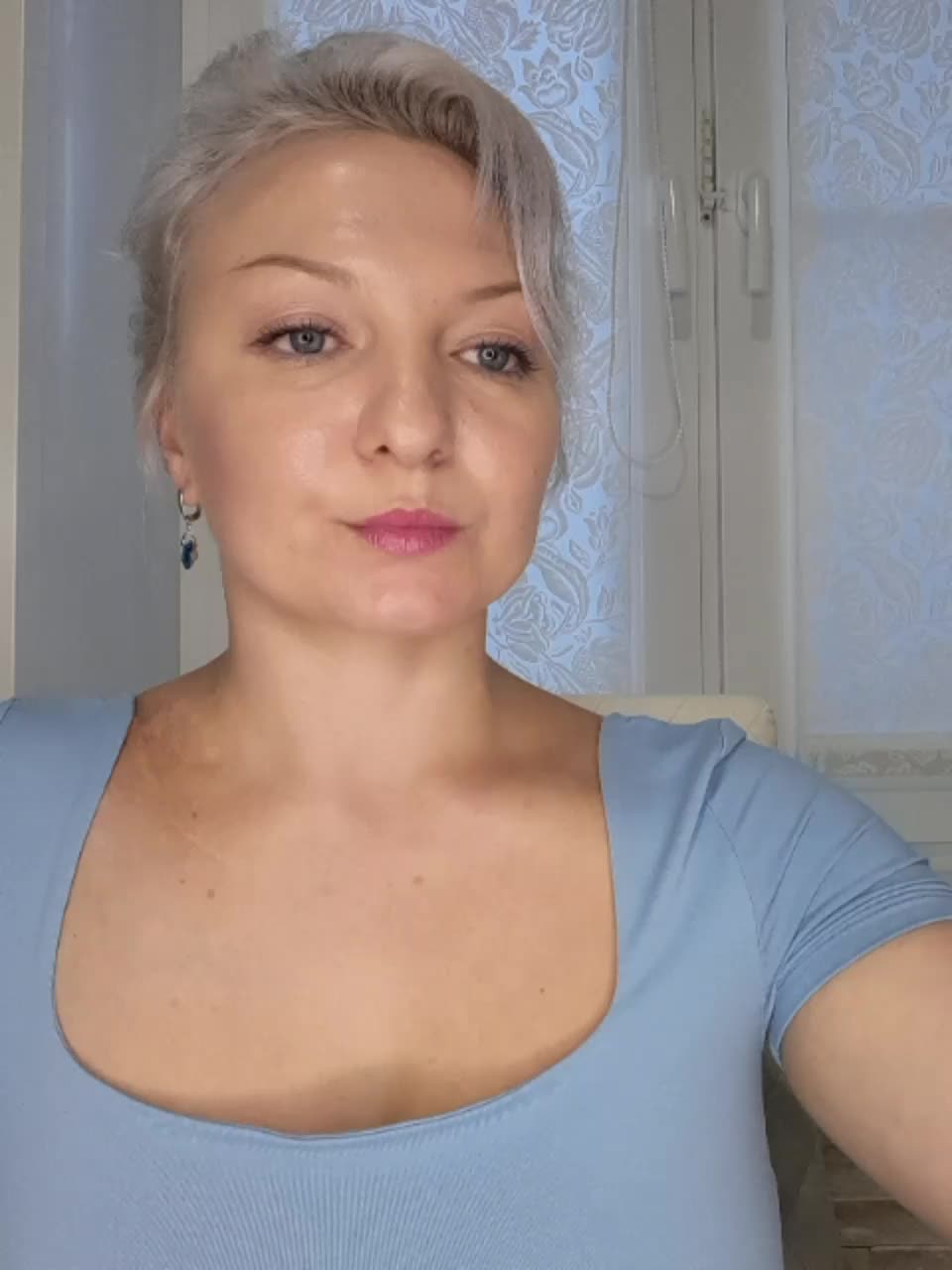 Anesteishen Live Sex August 18, 2025