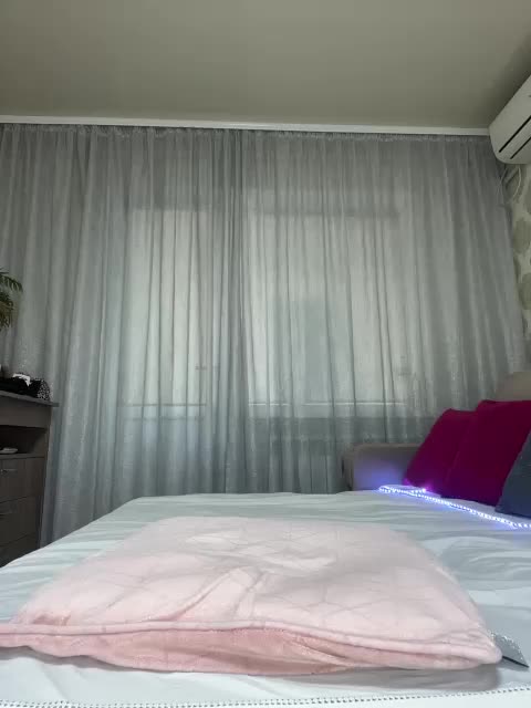 tinahot Live Sex December 13, 2025