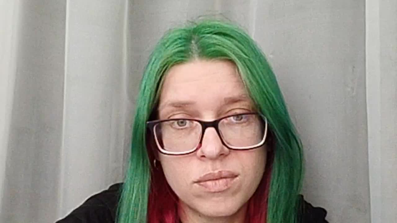 malvinella Live Sex December 18, 2025