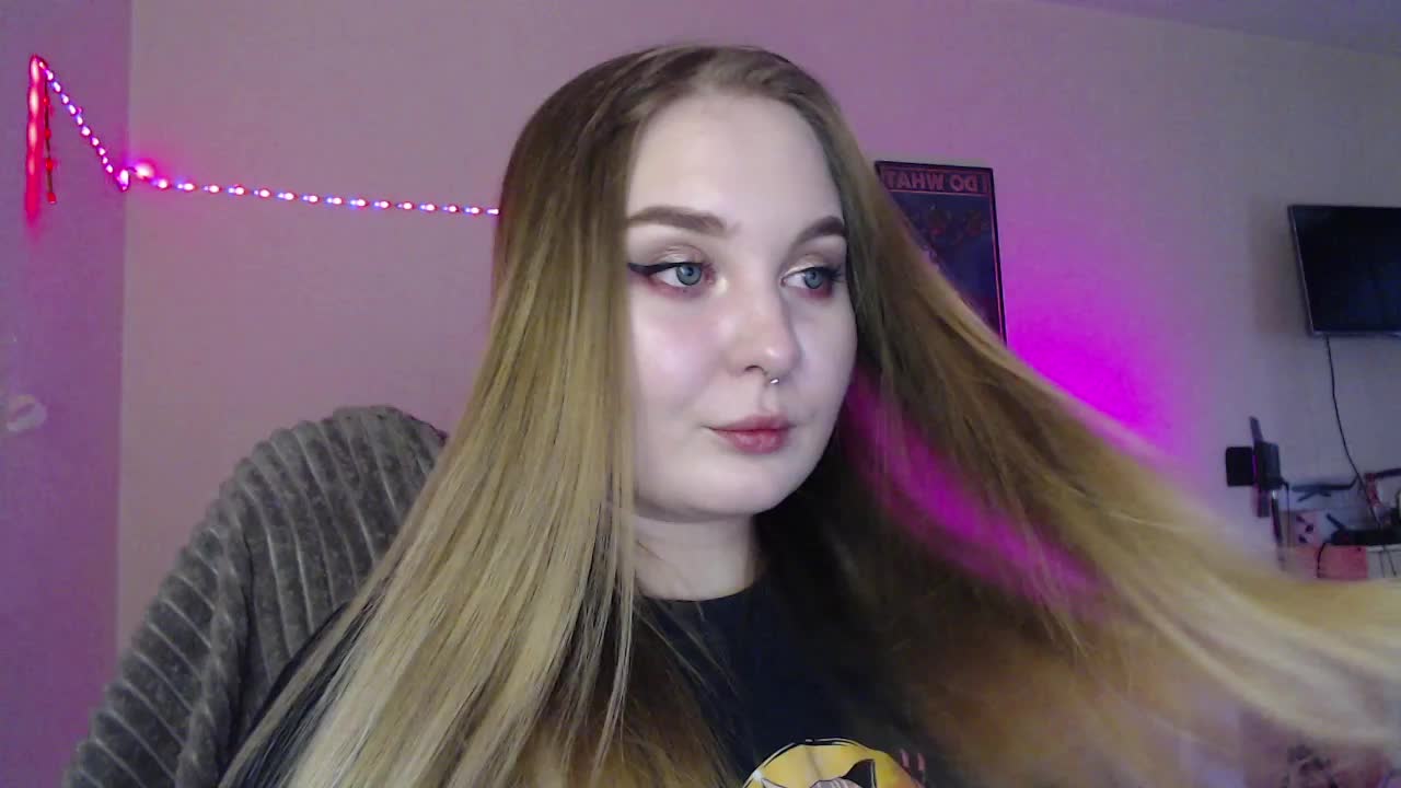 Greeenfriends6969 Live Sex December 13, 2025