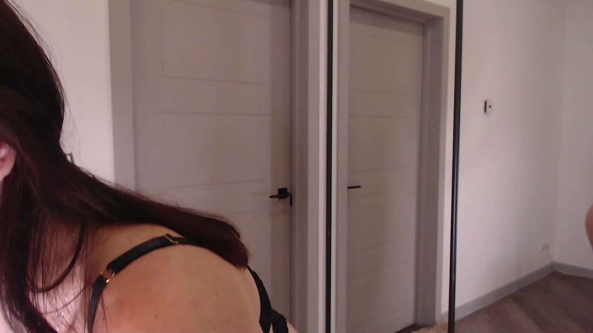 krisstease Live Sex December 17, 2025