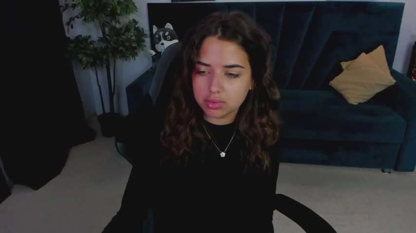 CharleneWoods Live Sex December 13, 2025