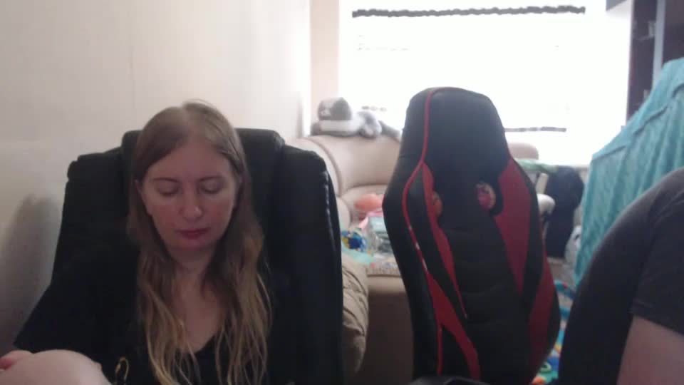 jenisandpeter Live Sex December 14, 2025