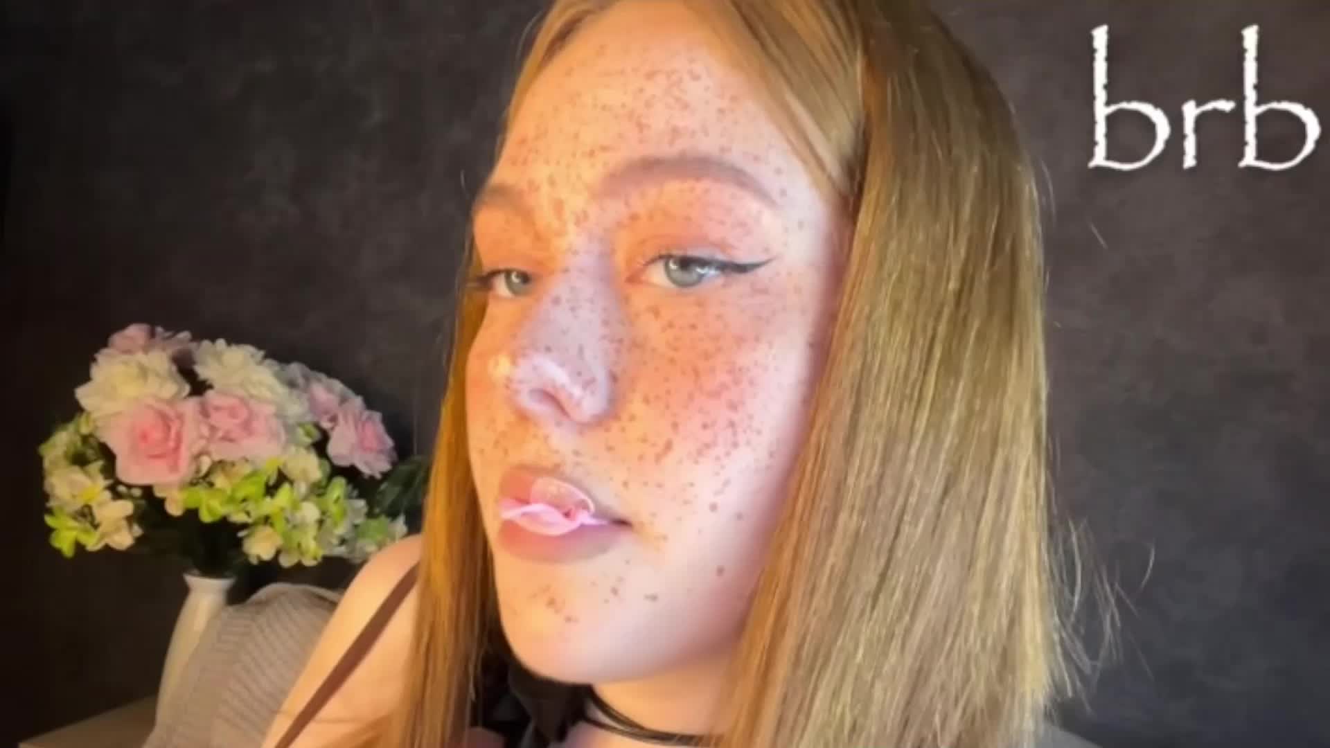 Roxy-Sunny Live Sex December 18, 2025