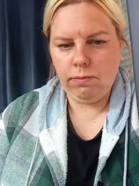 blondy_girl1499 Live Sex December 17, 2025