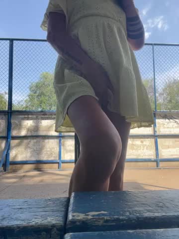 Karolina_Milf Live Sex December 13, 2025