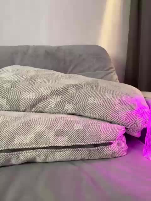 MillyMillya Live Sex December 13, 2025